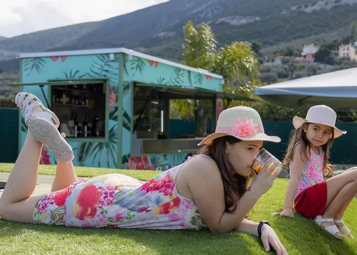 Desa Homes 度假居 *