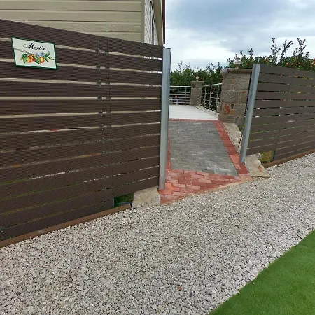 Desa Homes Hébergement de vacances