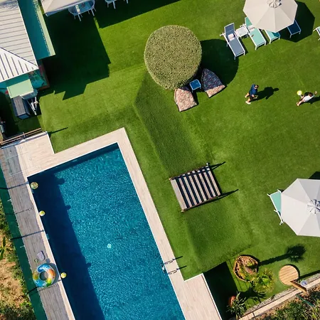 Hébergement de vacances Desa Homes *
