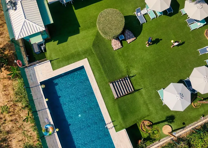 Nyaraló Desa Homes *